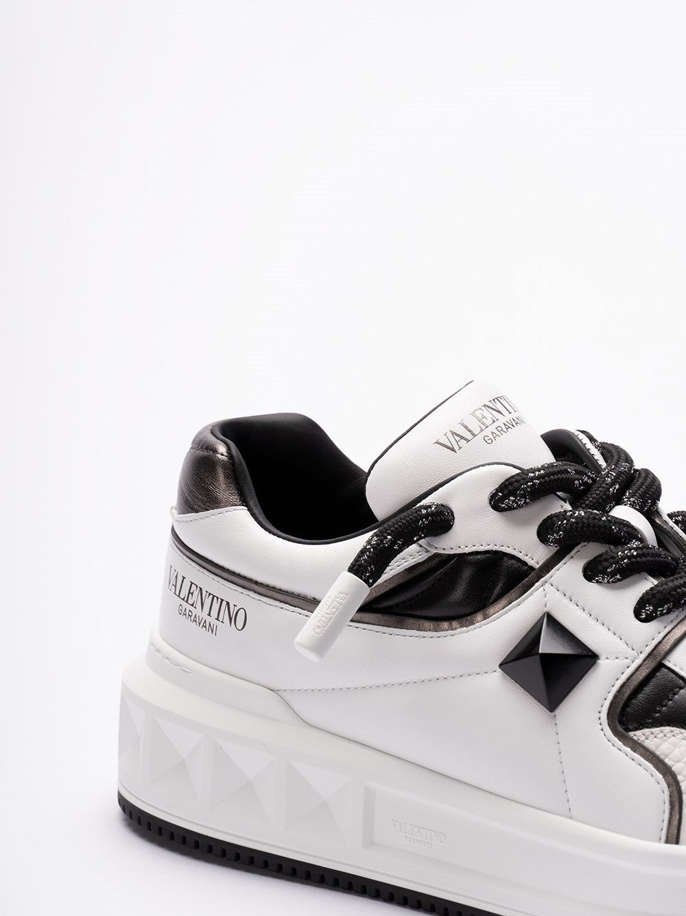 Valentino Garavani Men `One Stud Xl` Leather Sneakers - 5