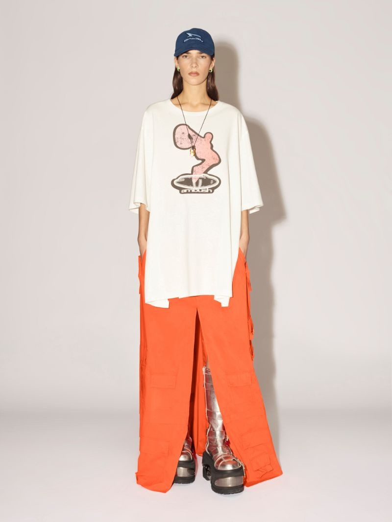 SIDE SPLITS GRAPHIC T-SHIRT 3