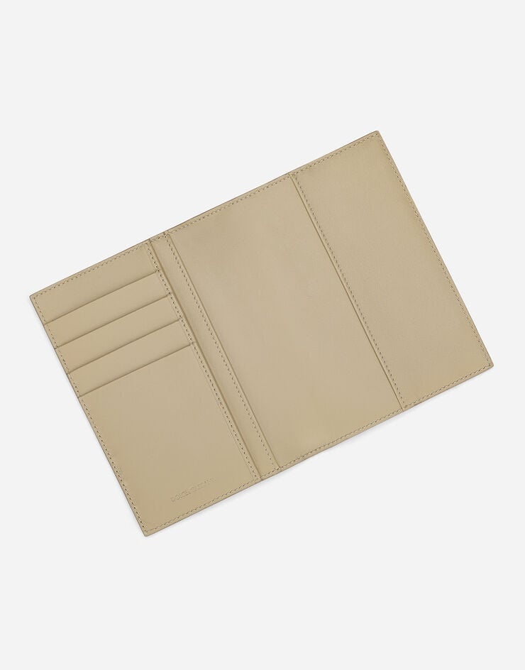 Calfskin passport holder with logo - 4