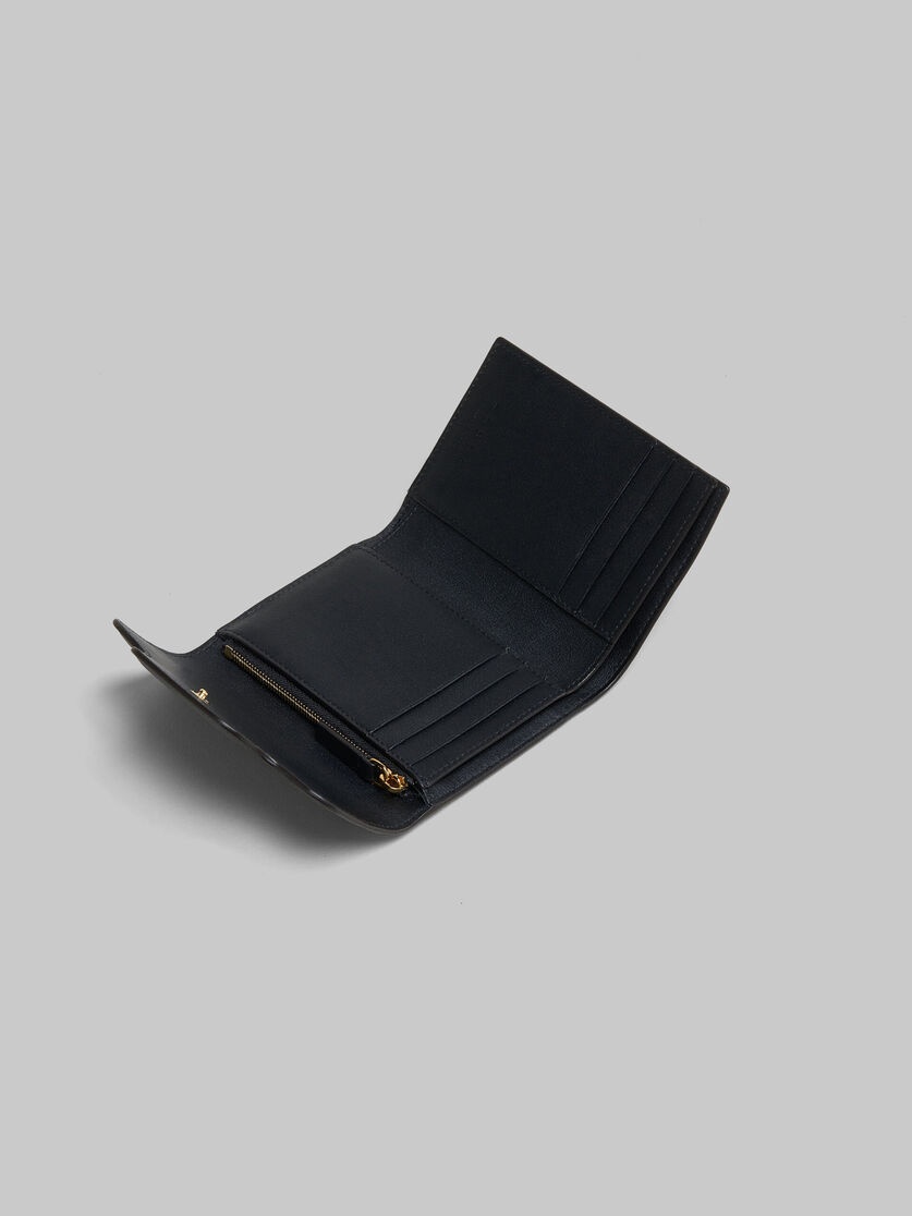 BLACK LEATHER TRUNKAROO TRIFOLD WALLET - 4