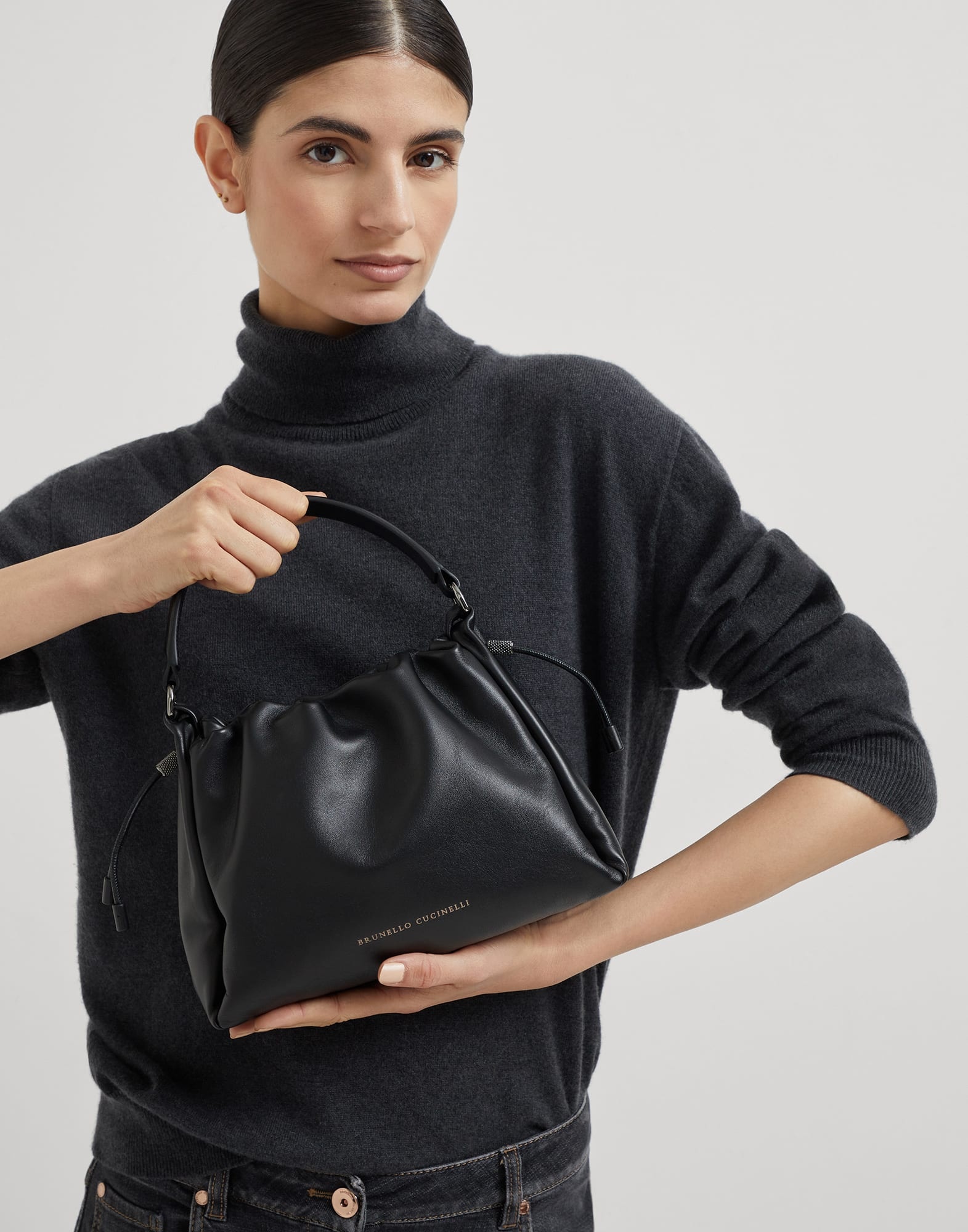 Mellow small bucket bag in soft leather with monili - 4