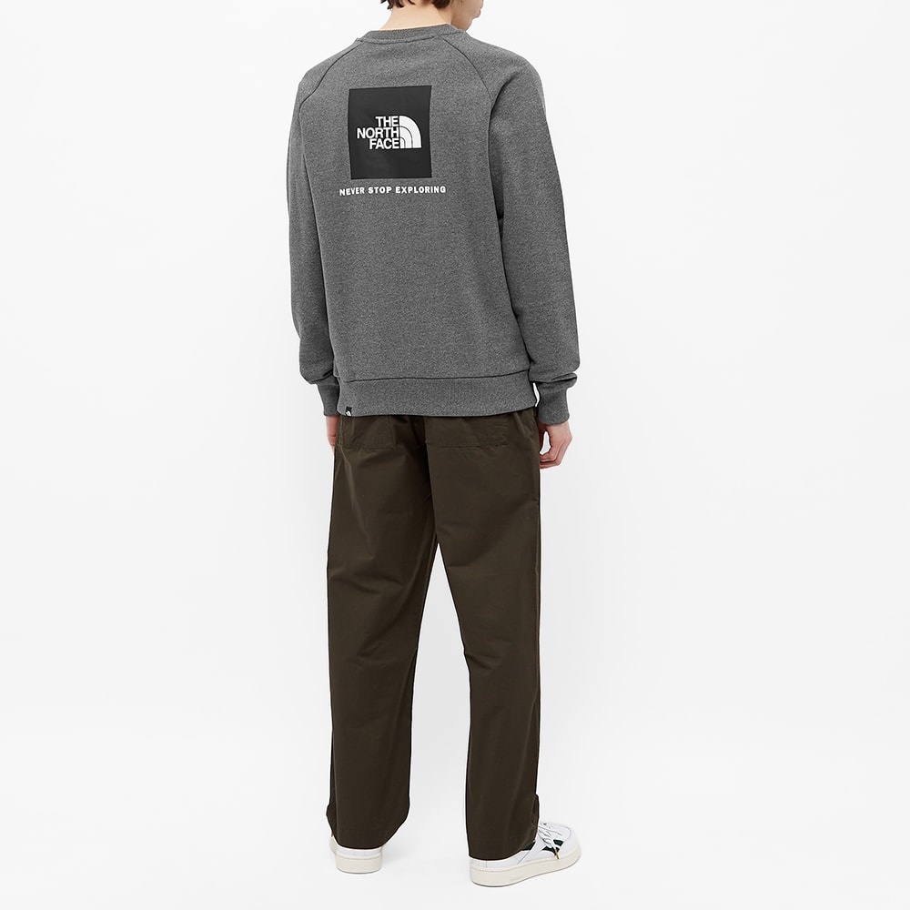 The North Face Raglan Redbox Crew Sweat - 6