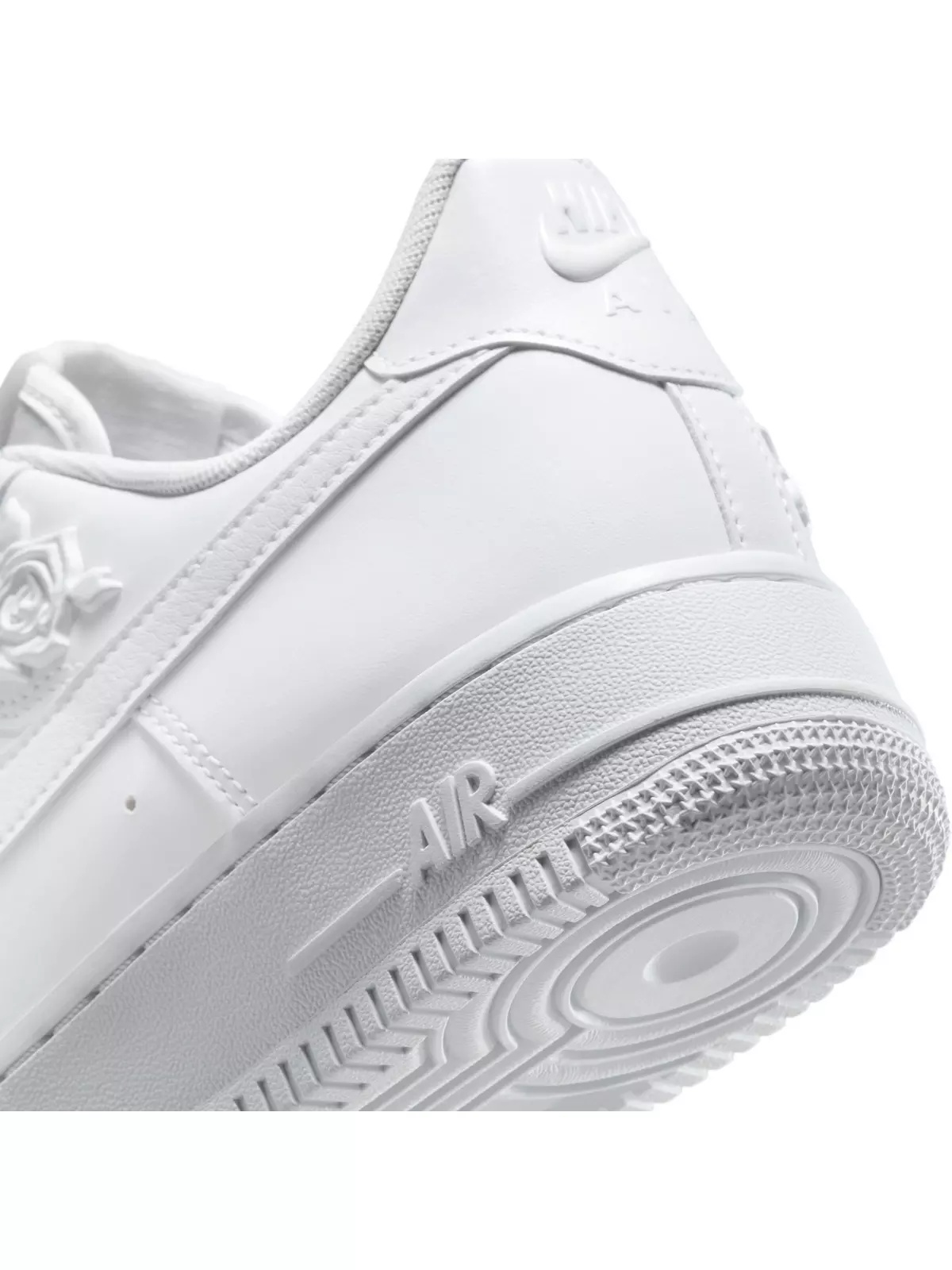 Air Force 1 '07 "White Roses" Women's Shoe - 5
