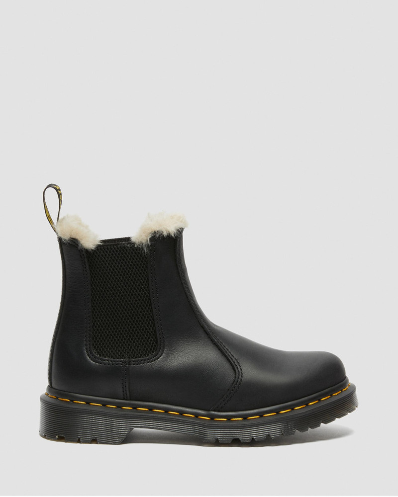 2976 Women's Faux Fur Lined Chelsea Boots - 1