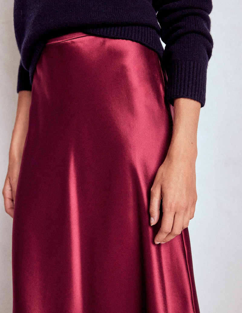 Bias Cut Slip Skirt-Port 3