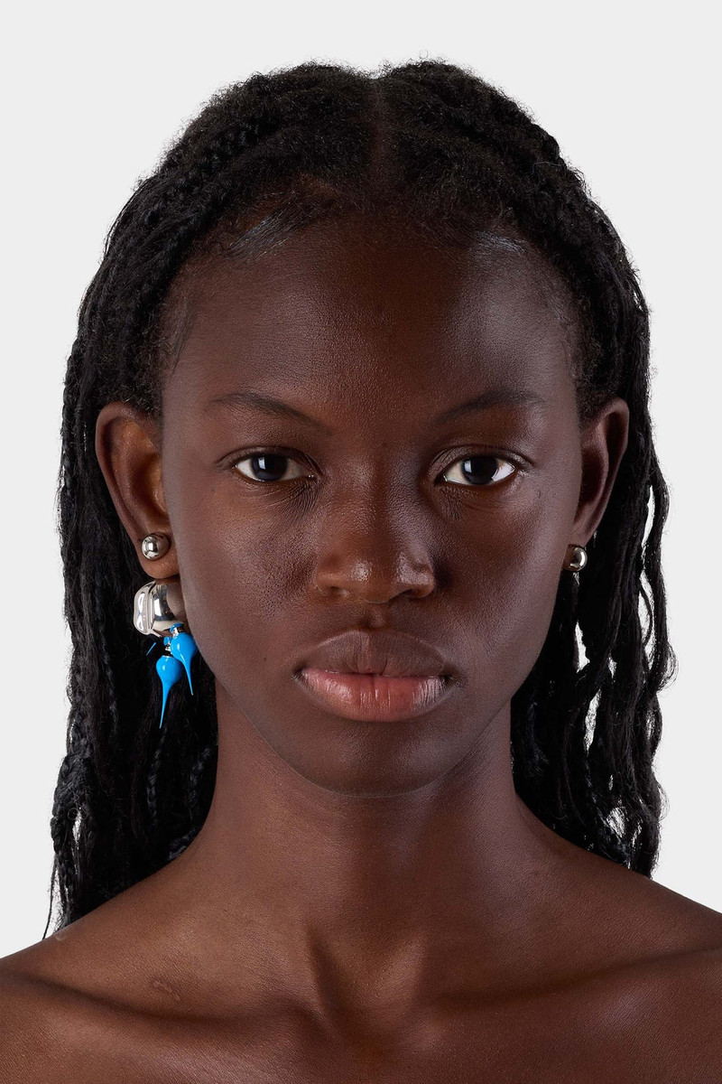 SUNNEI SPIKE RUBBERIZED ROUND EARRINGS / silver / turquoise outlook