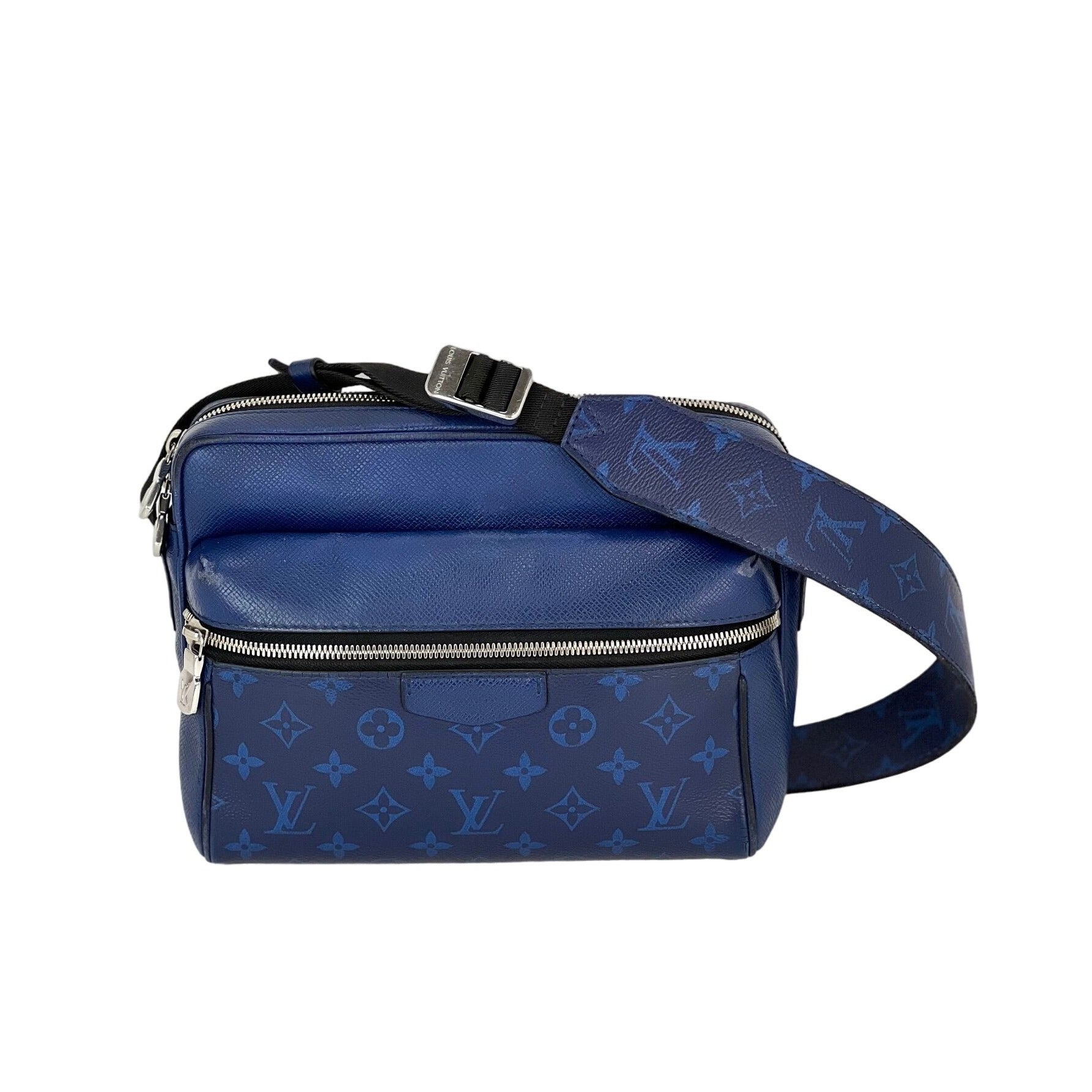 LOUIS VUITTON Taigarama Outdoor Blue Messenger Bag - 1