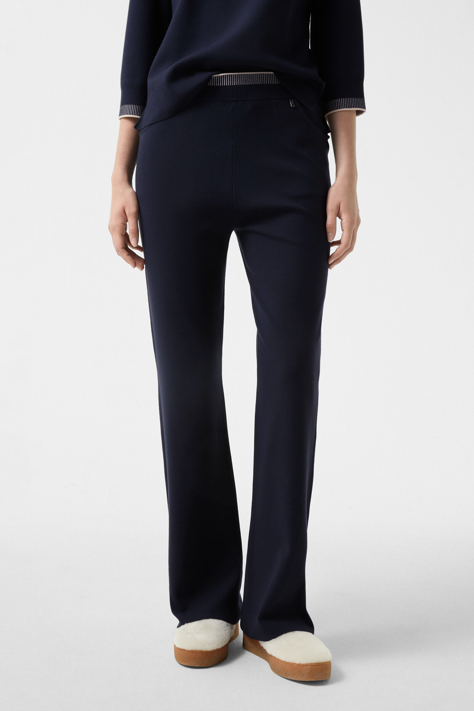 Benette knitted trousers in Navy blue - 2