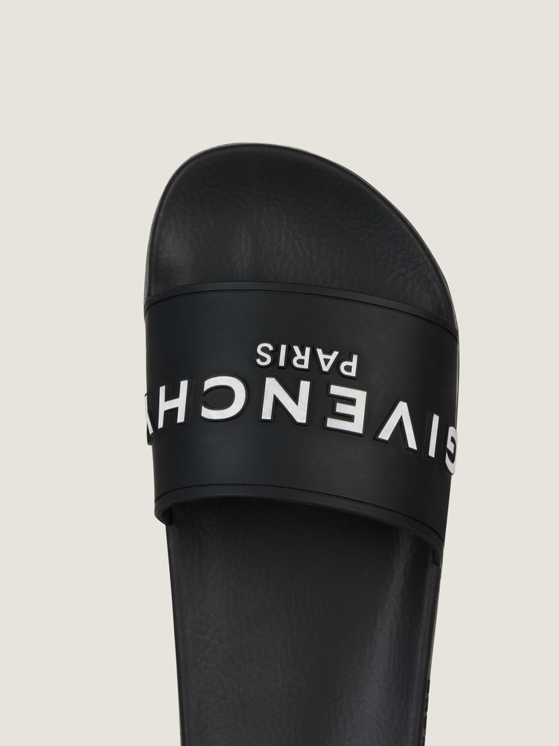 SLIDE FLAT SANDALS IN RECYCLED RUBBER 4