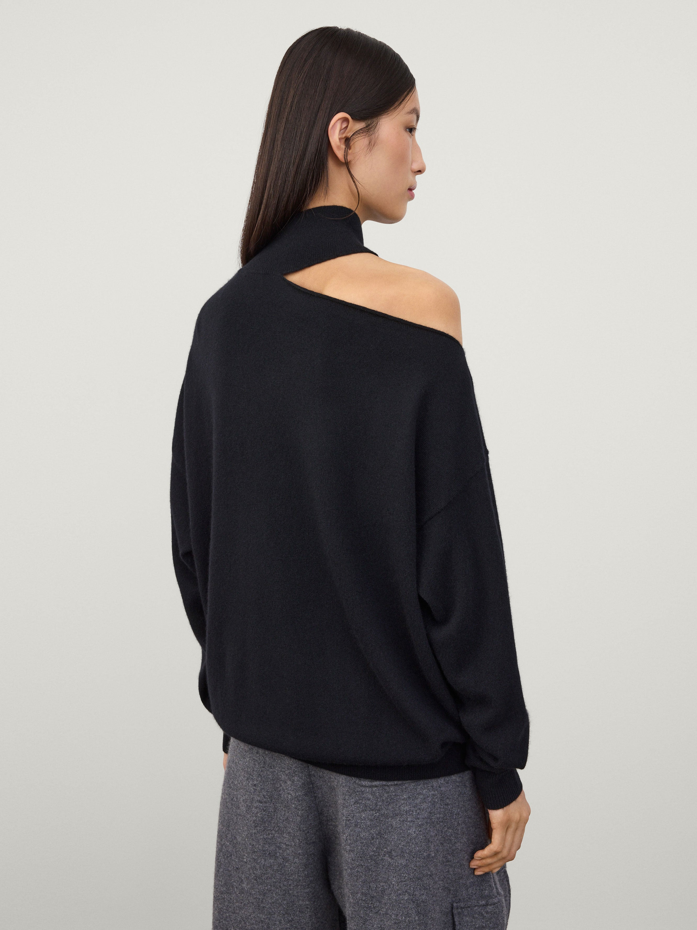 The Alvia Sweater - 5