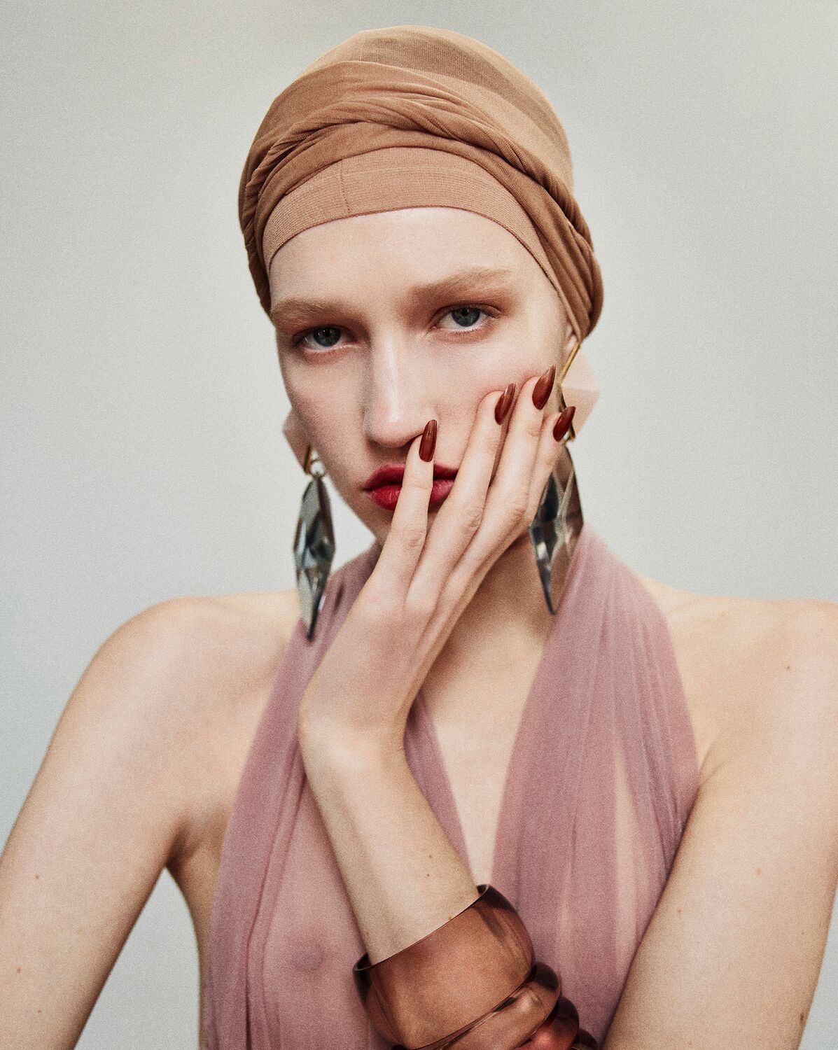 ヘアアクセサリー SAINT LAURENT BLACK VISCOSE HAT, HEADBAND AND CHOKER SET hat, headband, and choker in viscrepe | Saint Laurent | YSL NL