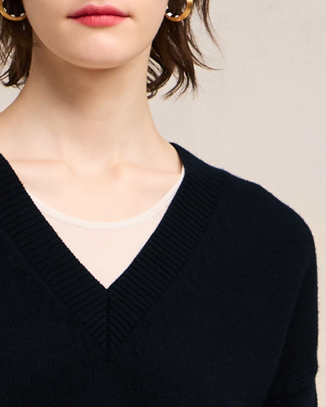 CROPPED V NECK SWEATER - 4