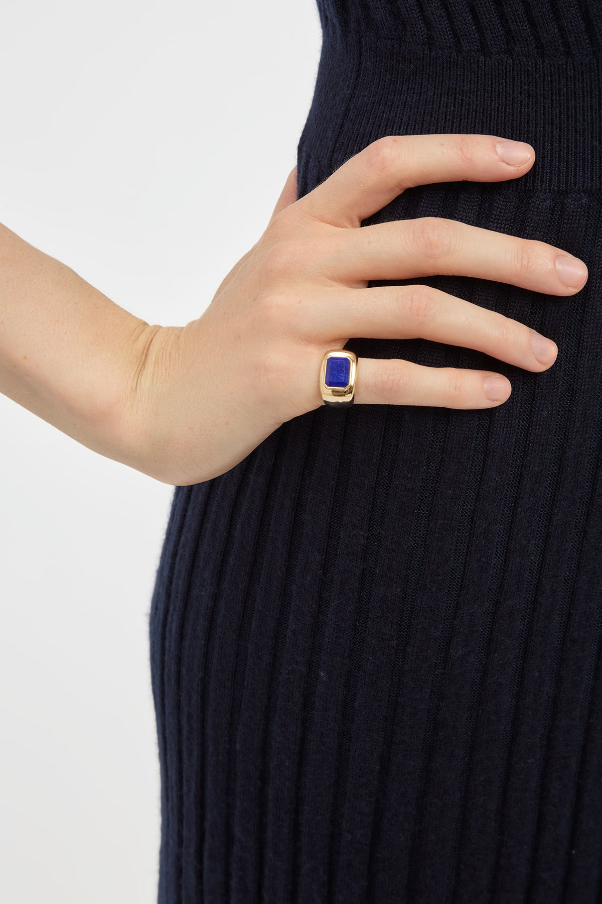 Large Ring in 18k Gold & Lapis Stone - 2