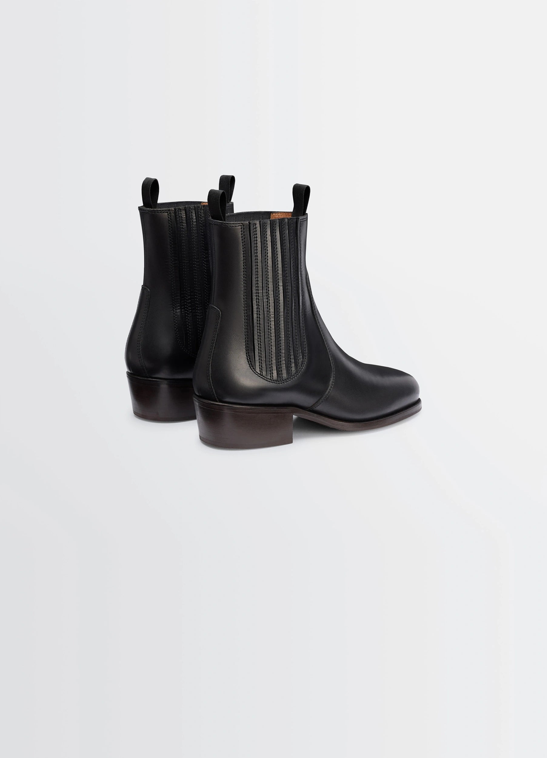 CHELSEA BOOTS - 4