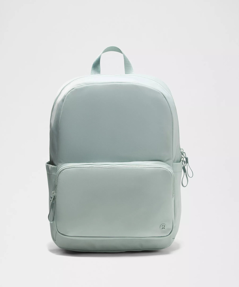 Everywhere Backpack 22L 1