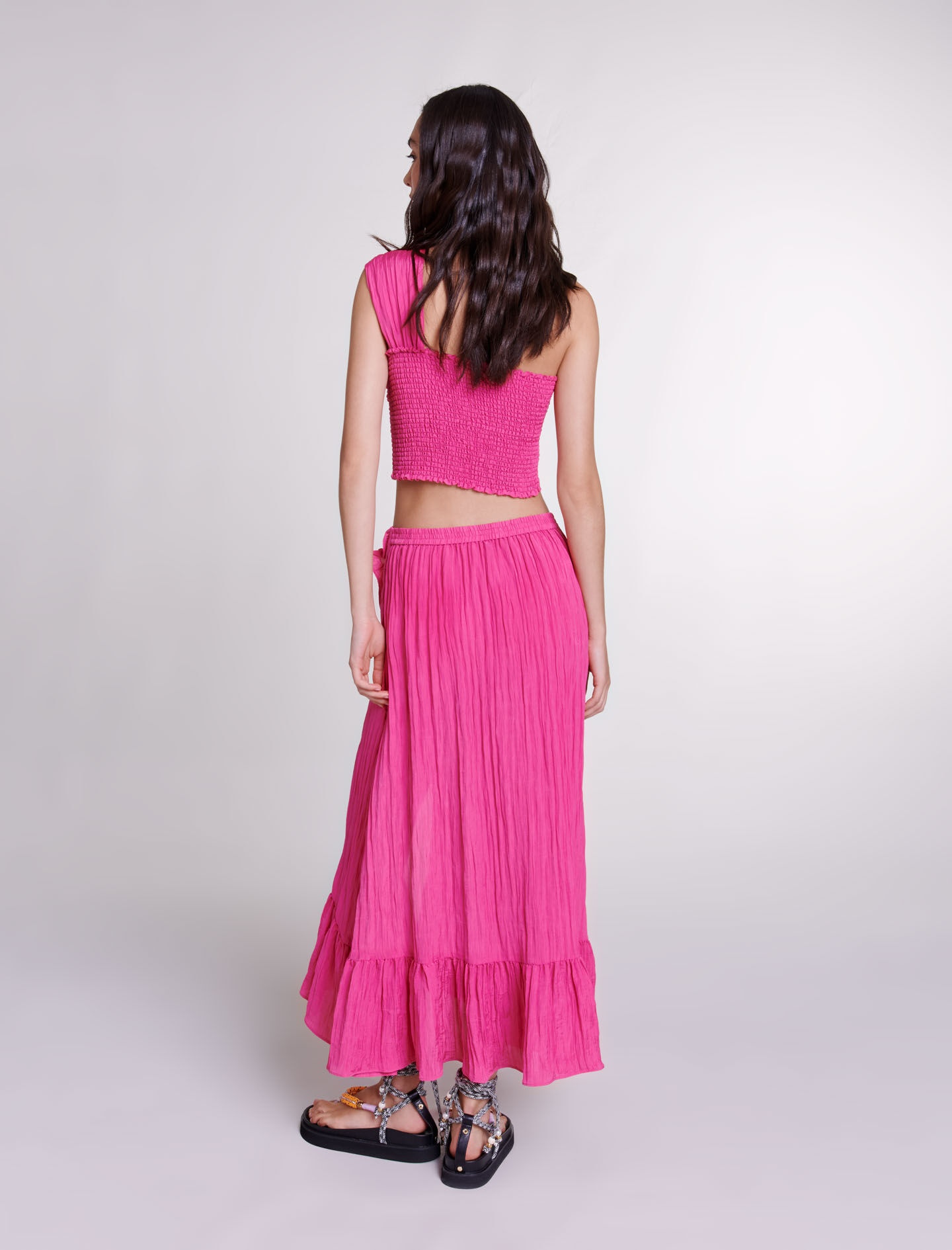 Long satin-effect crinkle skirt - 4