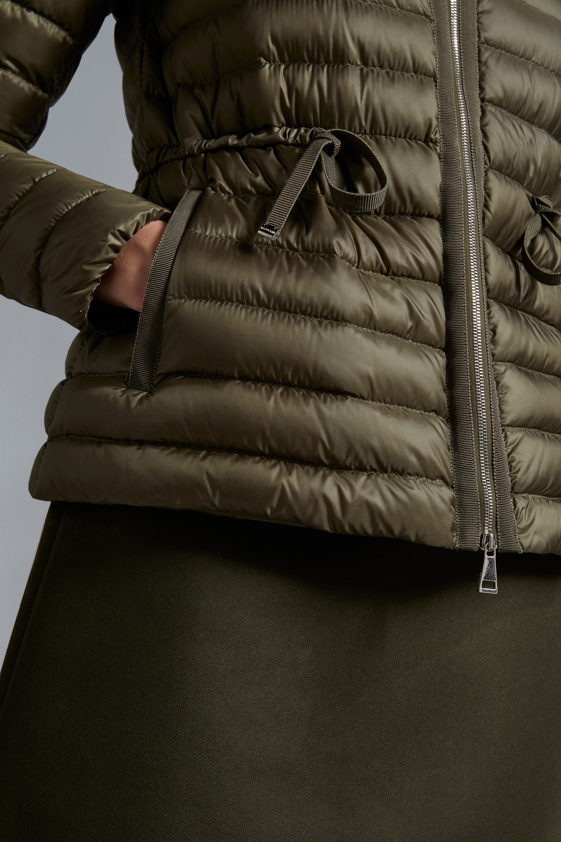 Moncler Raie Short Down Jacket | REVERSIBLE