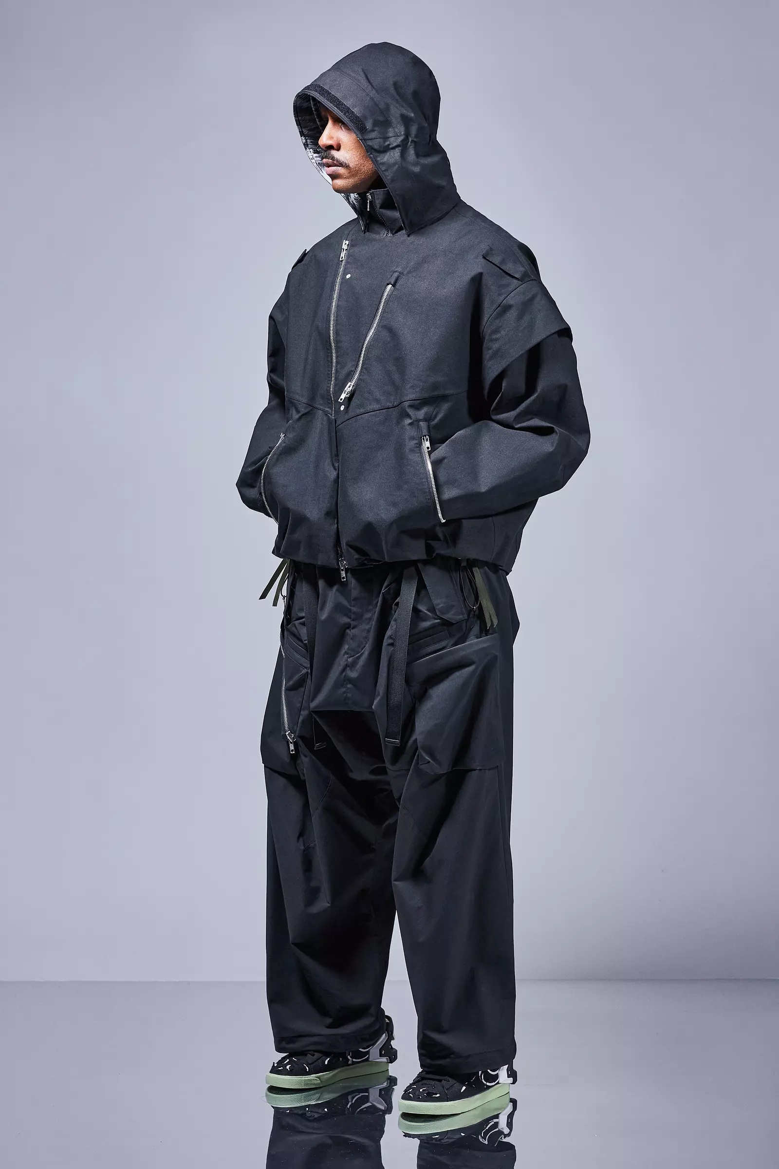 P30AL-E Encapsulated Nylon Ultrawide Drawcord Cargo Trouser Black - 11