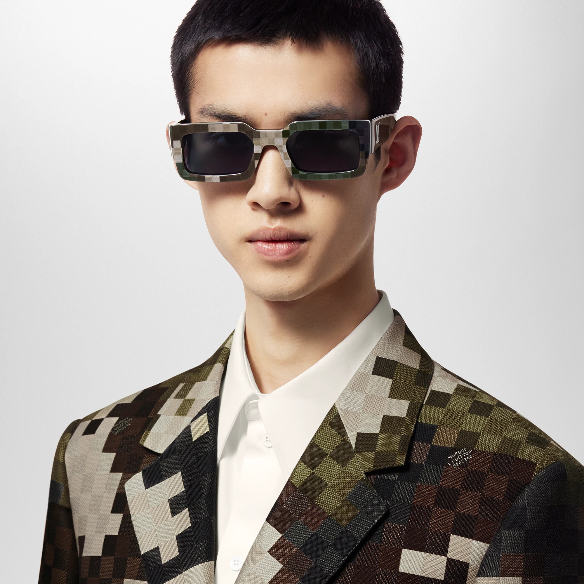 LV Clash Low Camo Sunglasses - 5