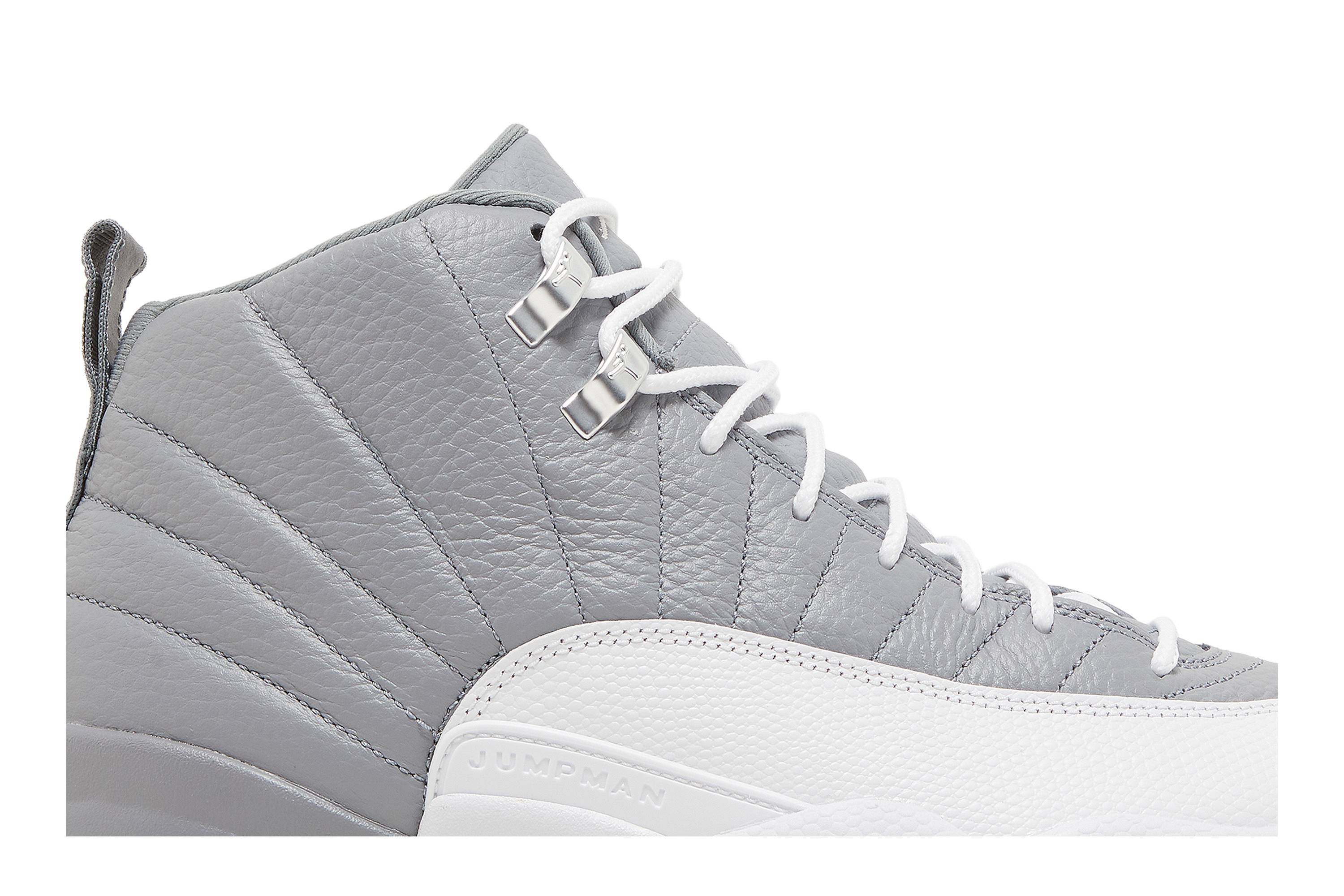 Air Jordan 12 Retro 'Stealth' - 2