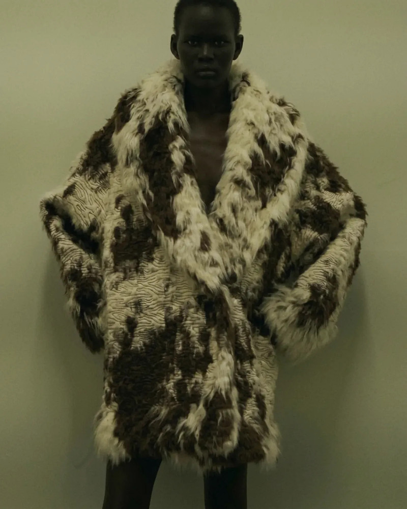 HEFT FUR COAT FLECKED 4