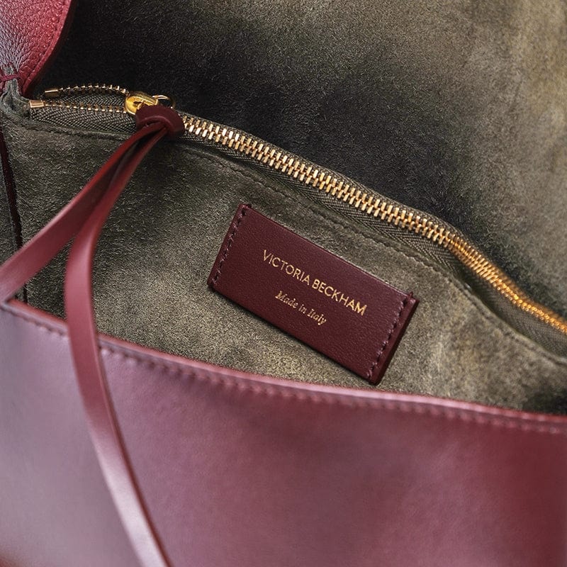 Victoria Beckham 'chain Pouch' Shoulder Bag in Red