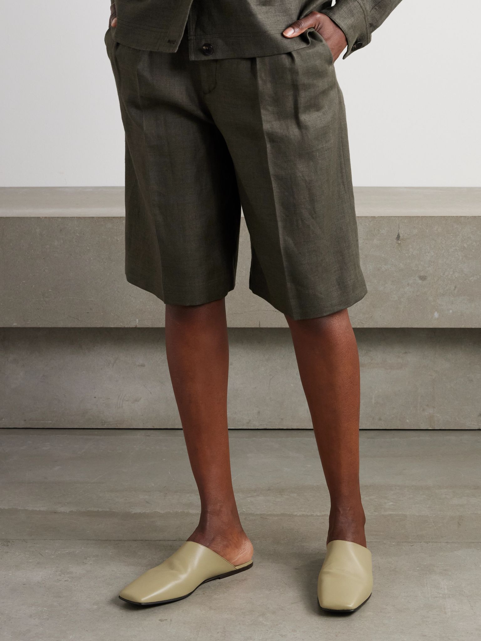 Alba leather slippers Sage green - 2