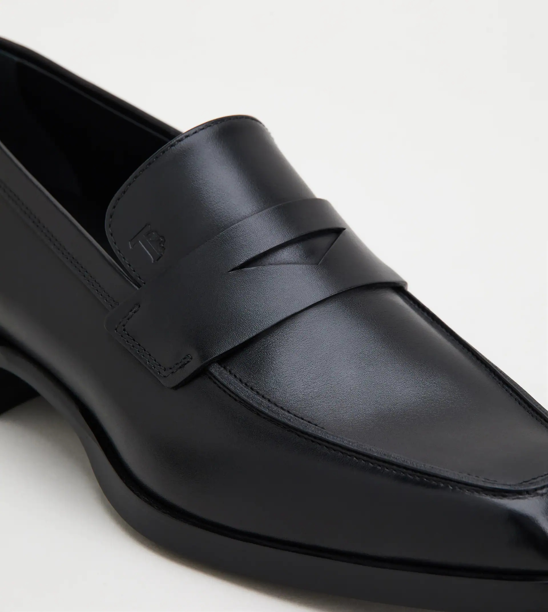 LOAFERS IN LEATHER - BLACK - 7