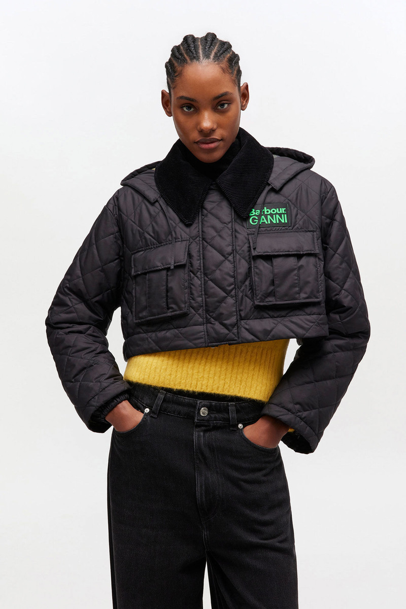 QUILTED LONG COAT IN BLACK 5