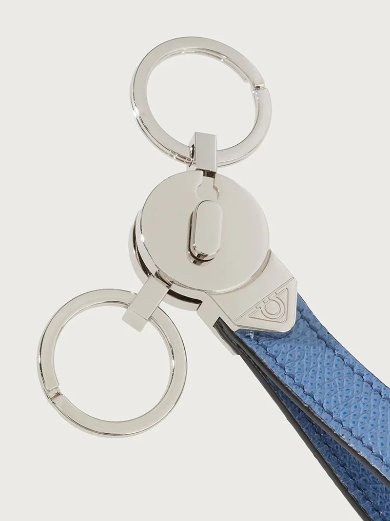 FERRAGAMO GANCINI KEYRING outlook