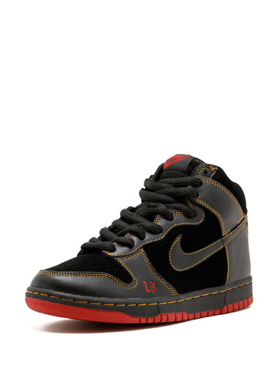 Nike Dunk High Pro SB sneakers outlook