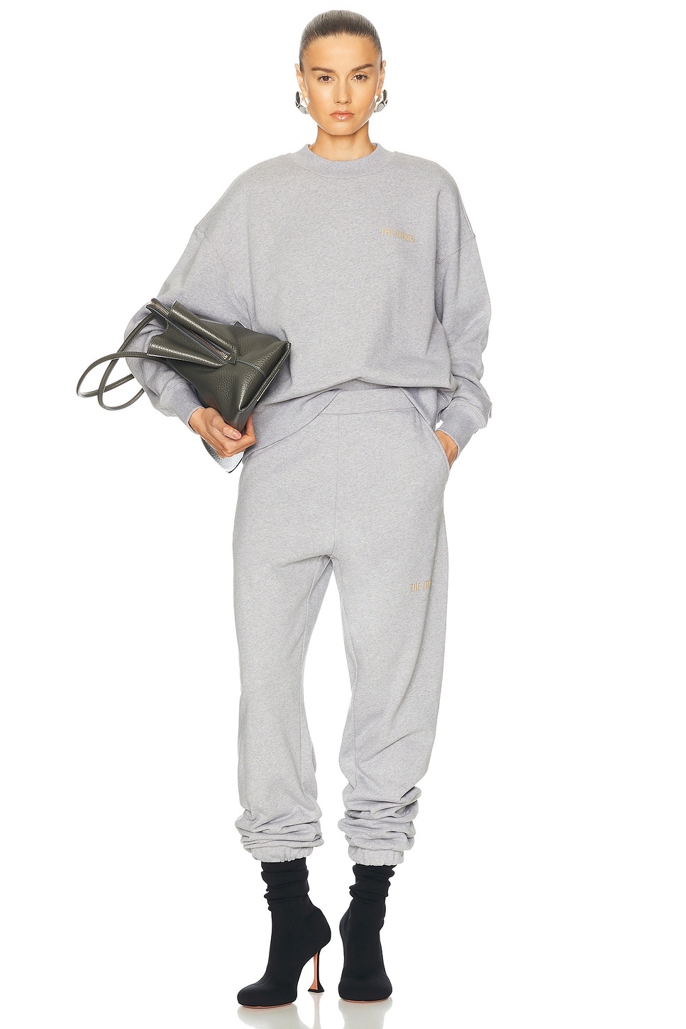 Sweatshirt - 4