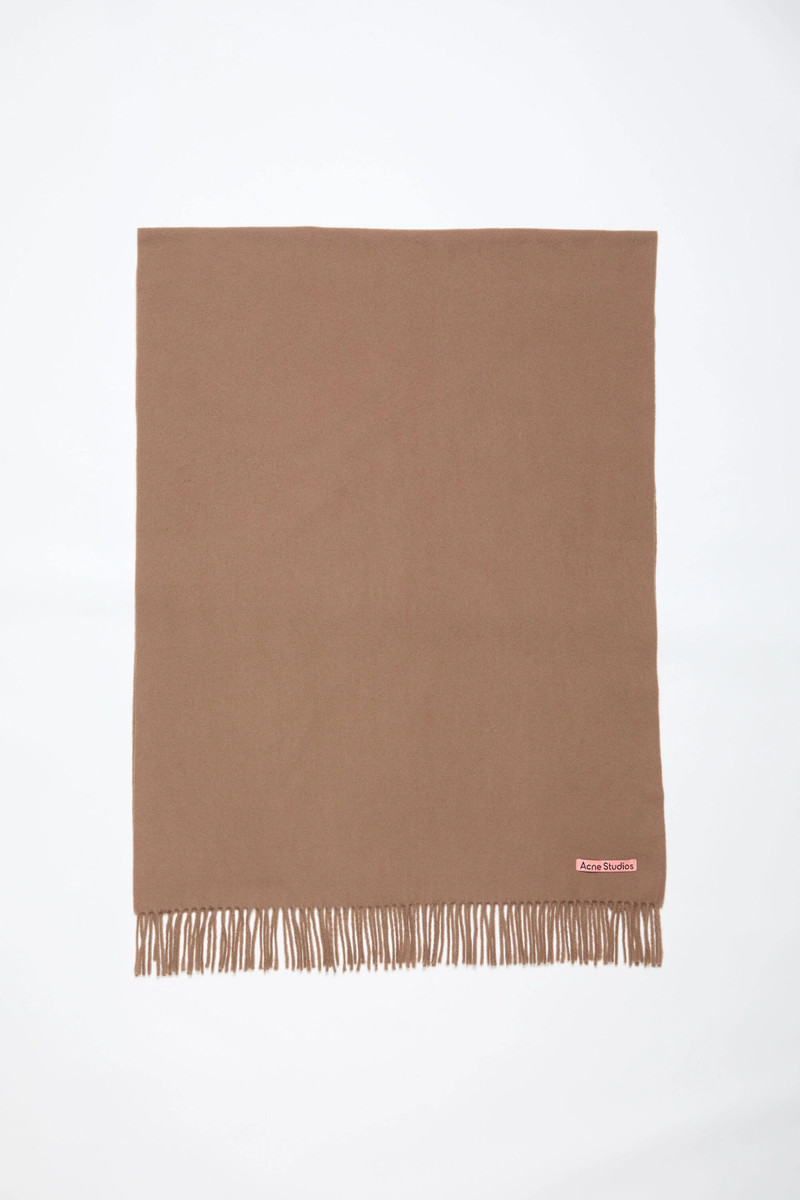 Fringe wool scarf - oversized - Caramel brown 1