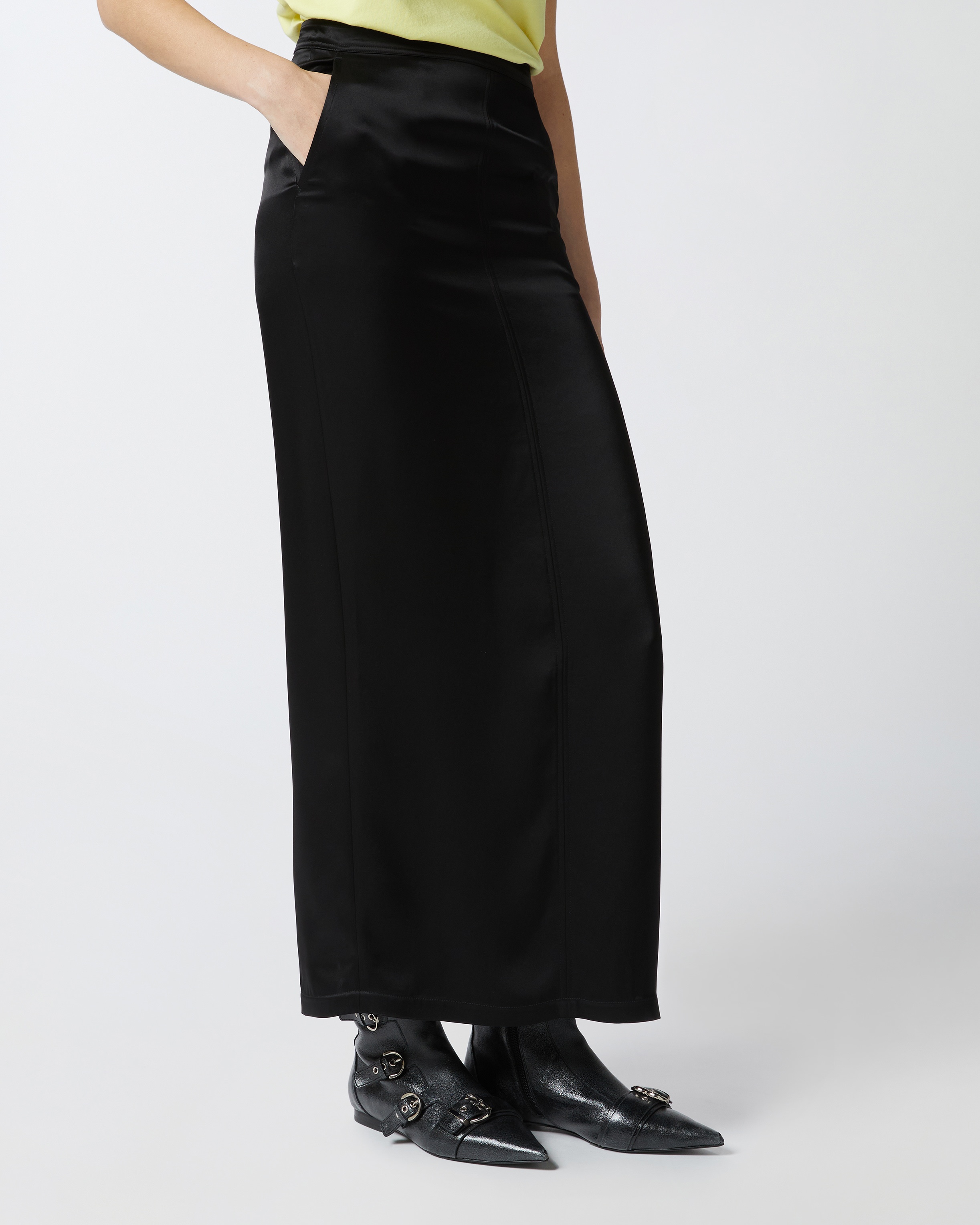 LONG SATIN SKIRT WITH REAR SLIT - 3