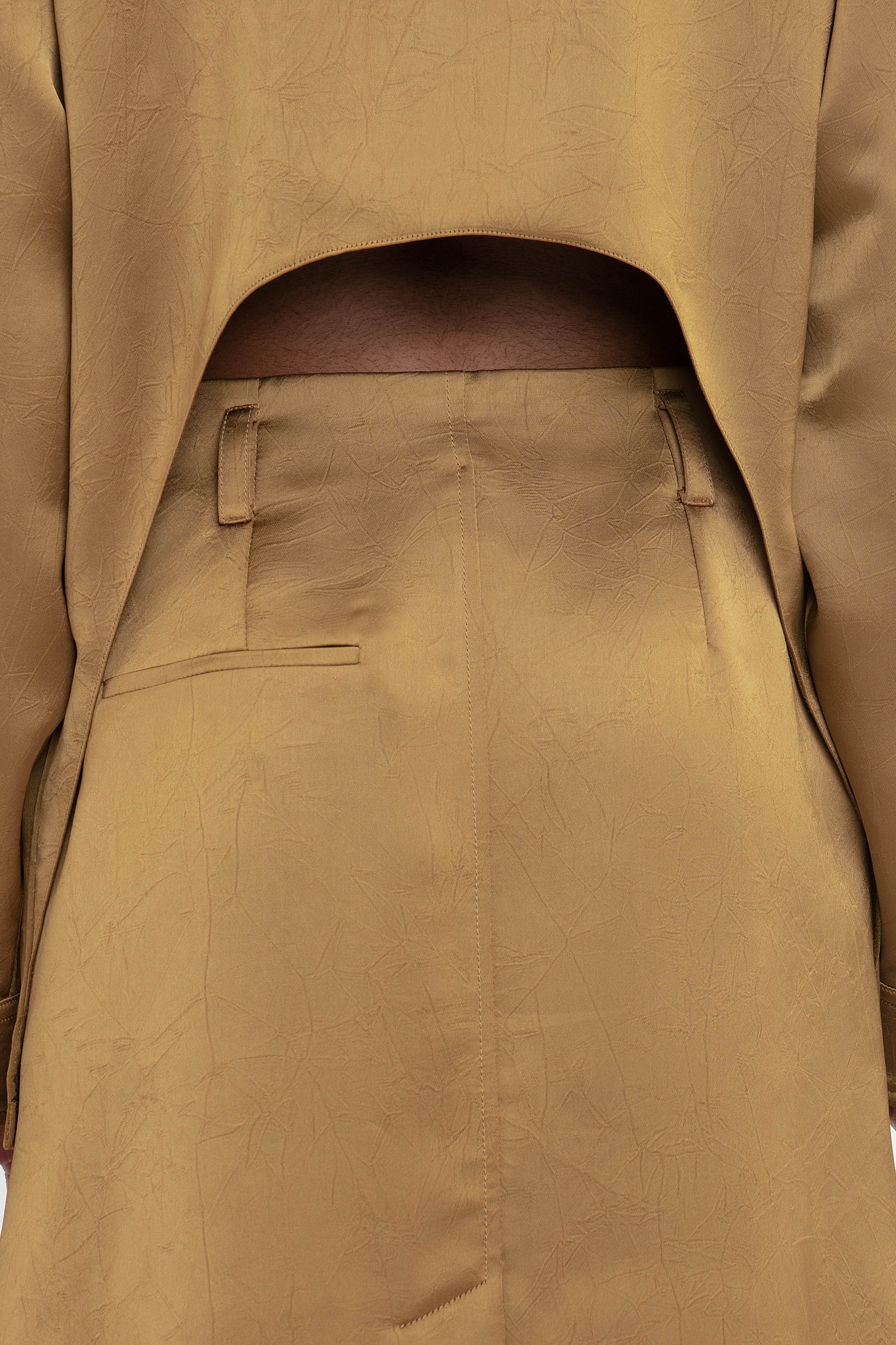 Backless Patch Pocket Shirt In Tawny Brown - 7