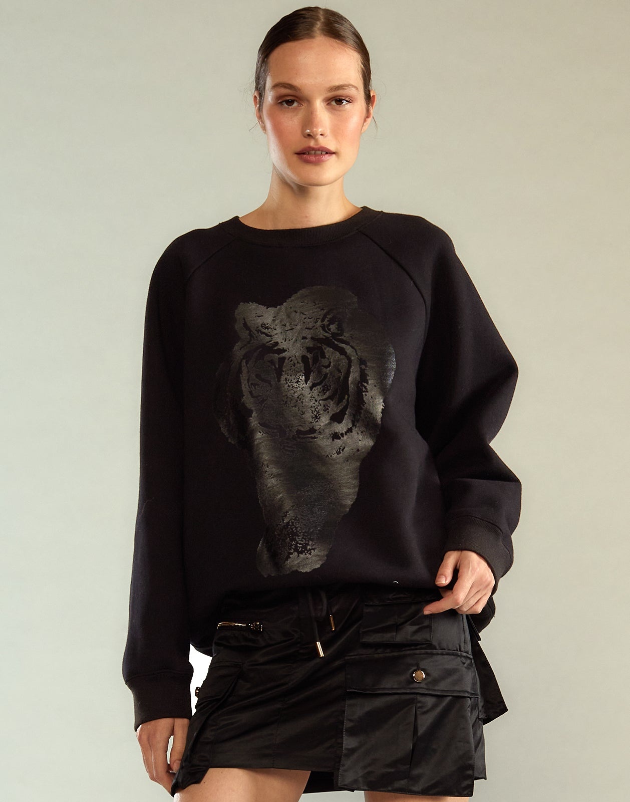 Lioness Crewneck - 3