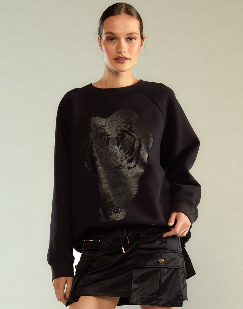 Lioness Crewneck 3