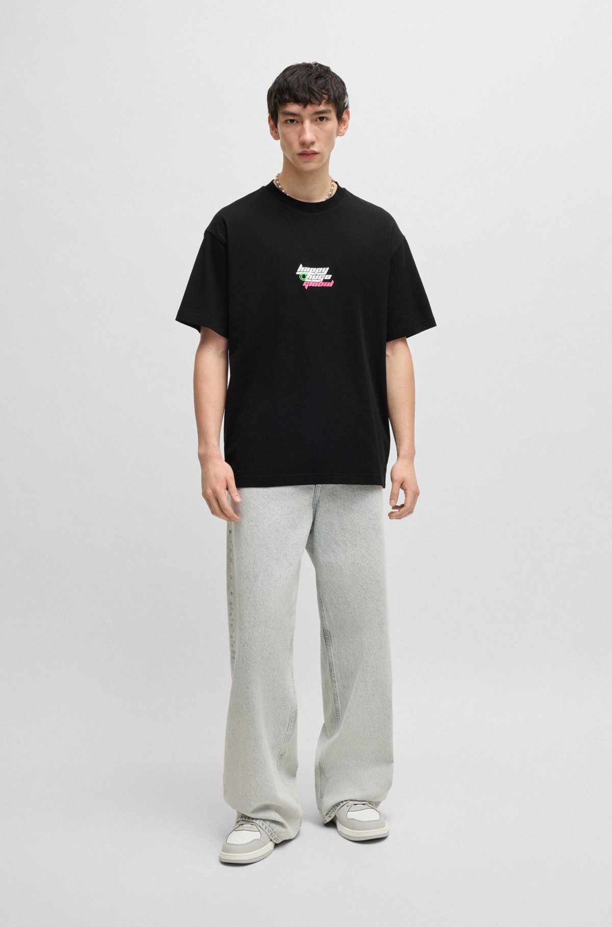 OVERSIZE-FIT T-SHIRT IN COTTON WITH HAPPY HUGO LOGO - 4