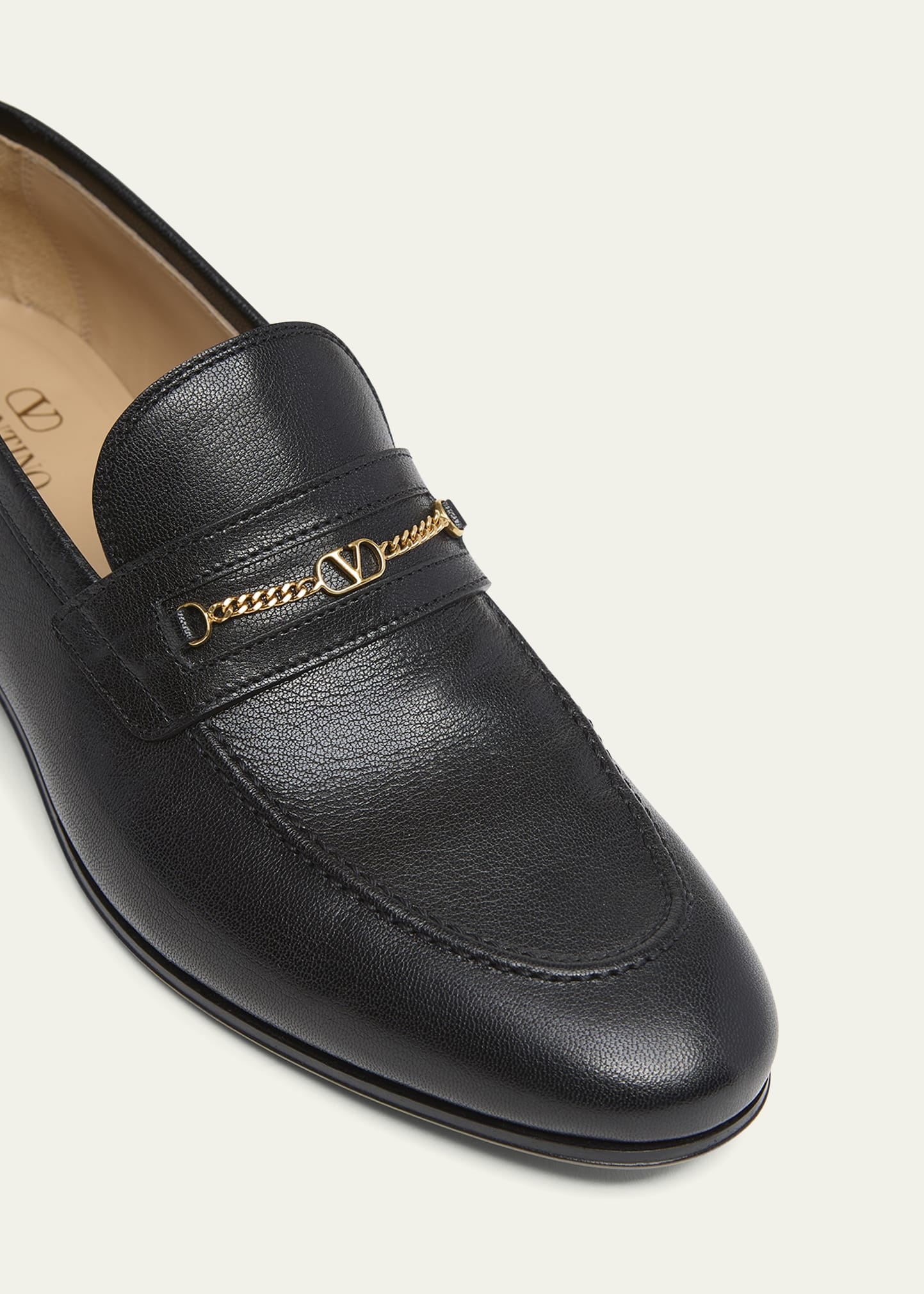 Men's Leather VLogo Chain Bit Loafers - 6