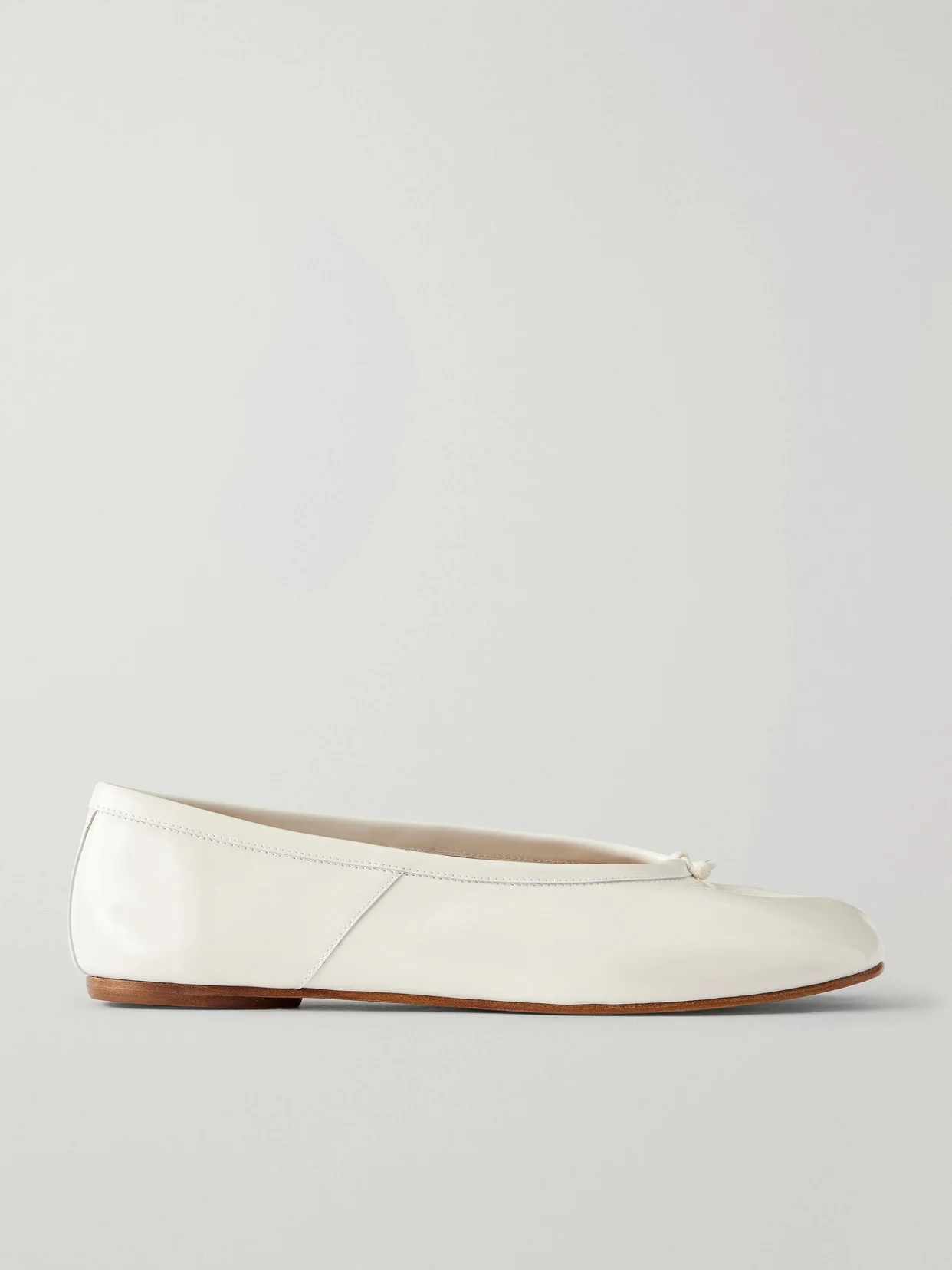 Tabi New Ballerina Split-toe Patent-leather Ballet Flats - 1