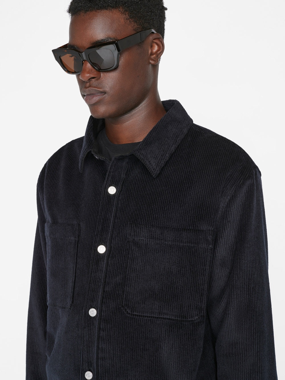 Wide Wale Corduroy Overshirt in Noir - 5