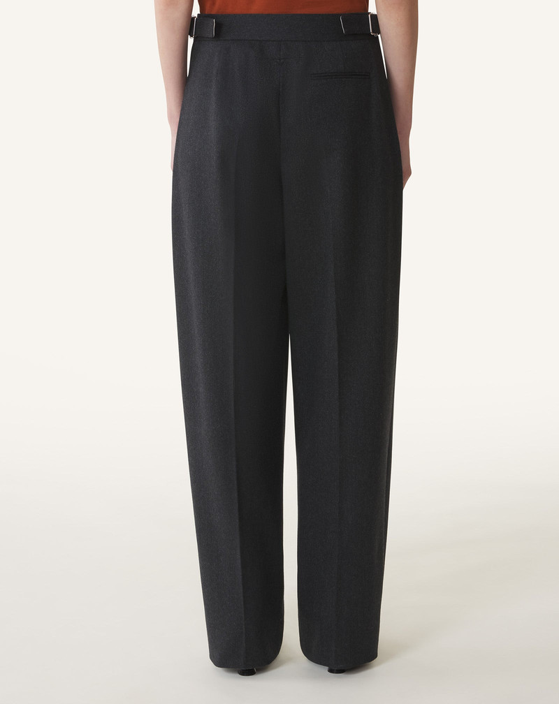 PLEATED PANTS 4