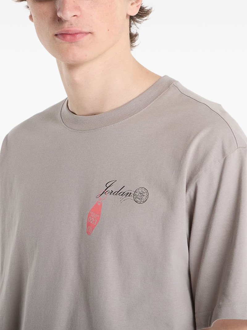 graphic-print T-shirt 5