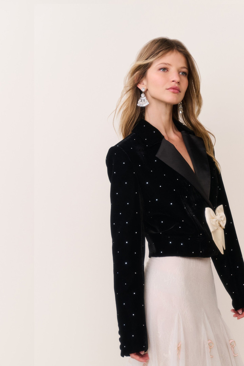 Orlisa Cropped Velvet Blazer 4