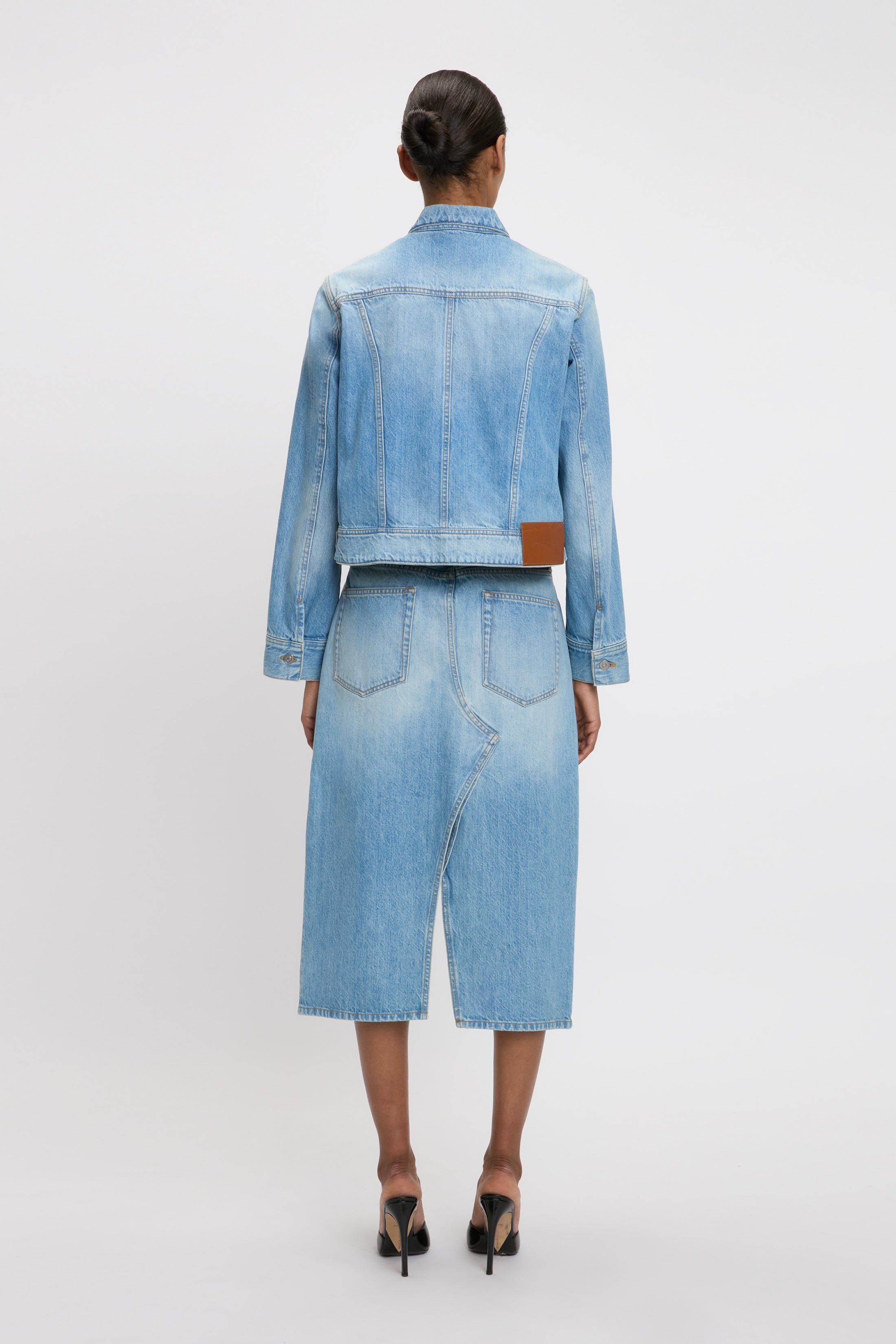 Denim Jacket In Light Blue Wash - 4