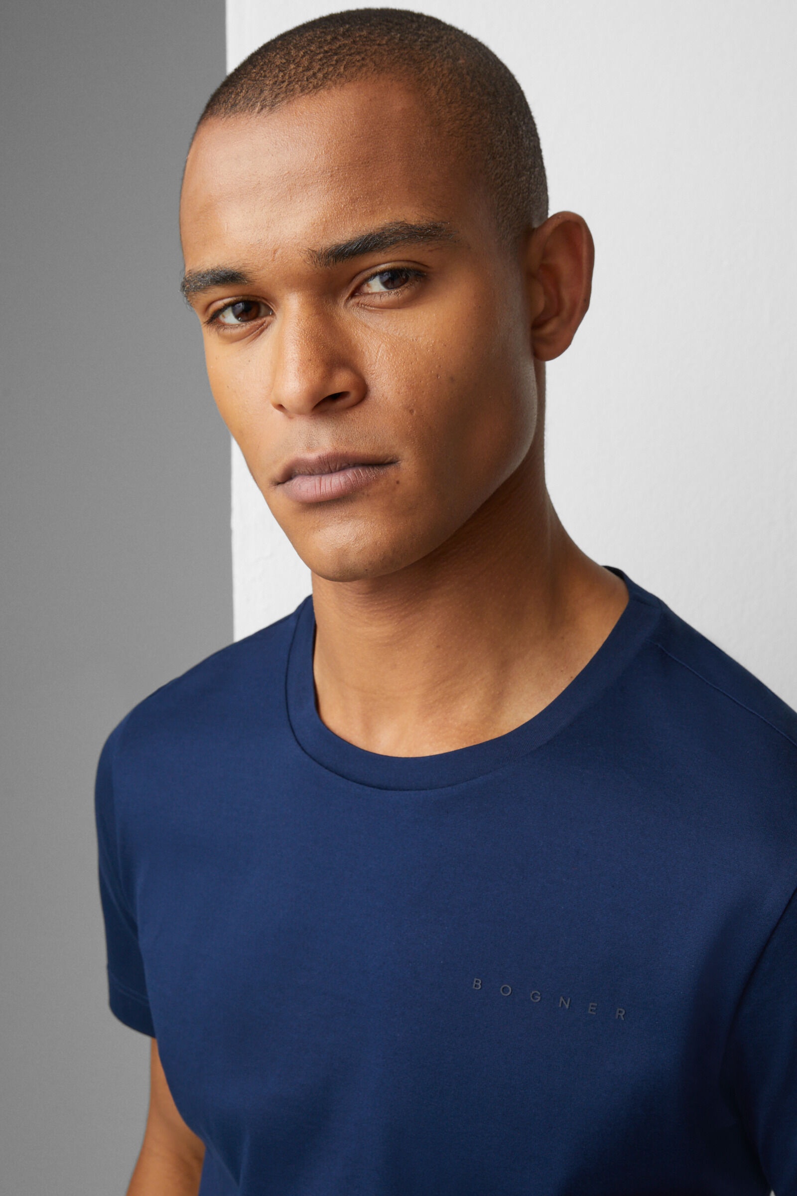 Aaron T-shirt in Navy blue - 4