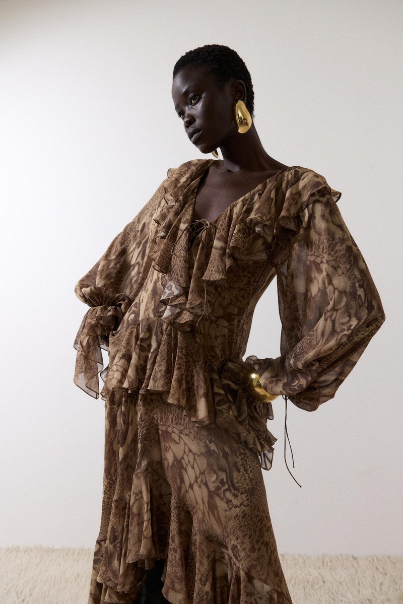 De La Vali KONA MAXI DRESS IN GUEPARDO GEORGETTE CHIFFON outlook