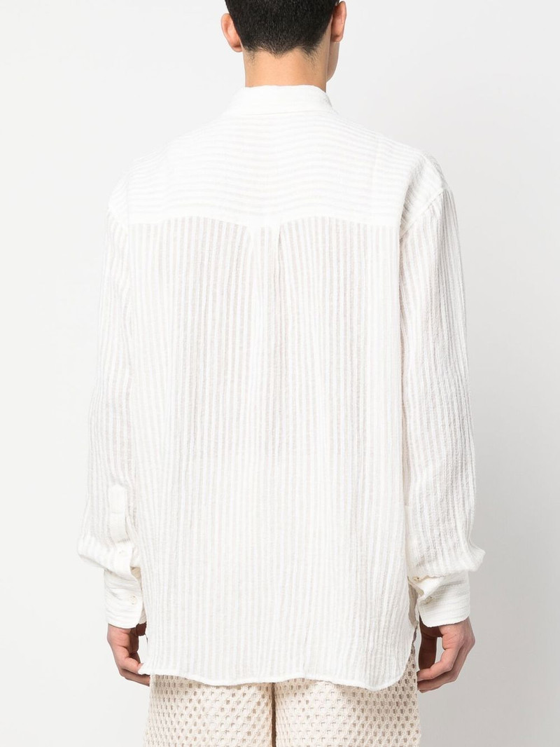 vertical-stripe shirt 4