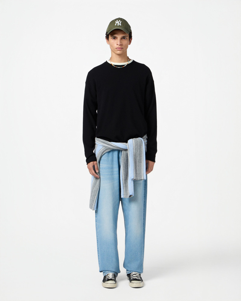GUEST IN RESIDENCE Oversized Crew outlook