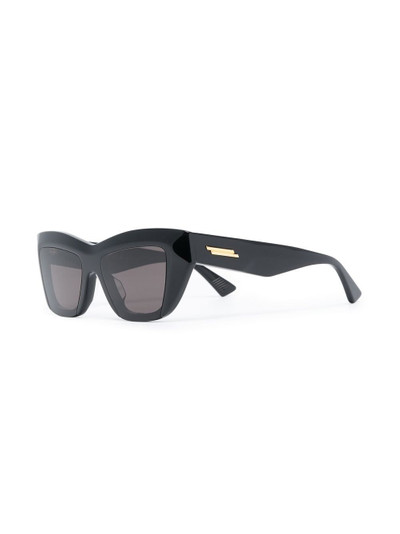 Bottega Veneta cat-eye sunglasses outlook